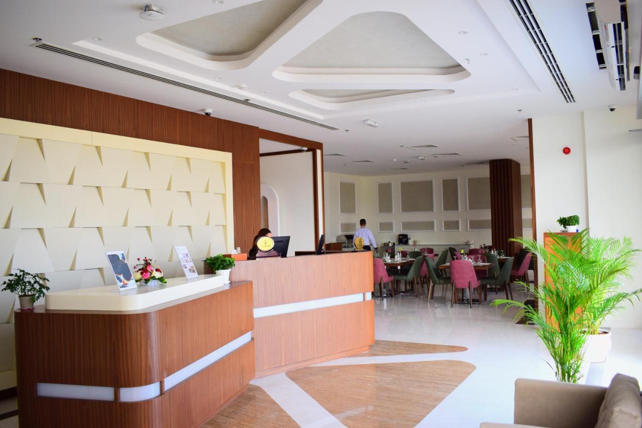 Be Inn Hotel Seeb Exterior foto