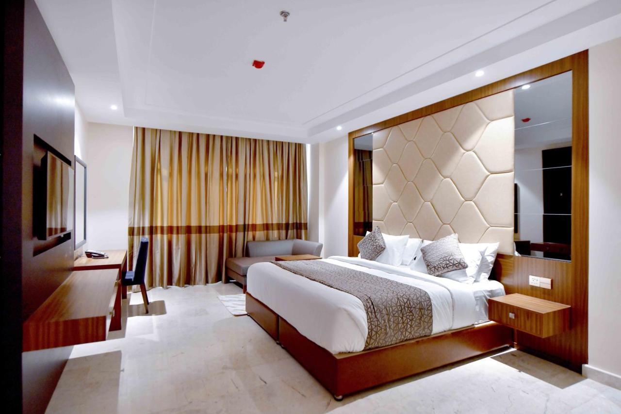 Be Inn Hotel Seeb Exterior foto